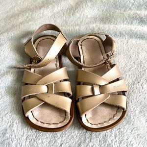 Salt Walter gold sandals girls 11